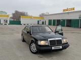 Mercedes-Benz E 200 1993 года за 1 200 000 тг. в Жанаозен – фото 5