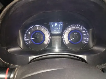 Hyundai Solaris 2013 года за 4 500 000 тг. в Астана – фото 14