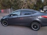 Hyundai Solaris 2013 года за 4 500 000 тг. в Астана – фото 4