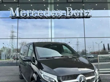 Mercedes-Benz V 300 2022 года за 51 942 210 тг. в Алматы – фото 3