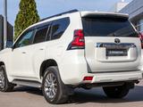 Toyota Land Cruiser Prado 2020 года за 28 990 000 тг. в Алматы – фото 3