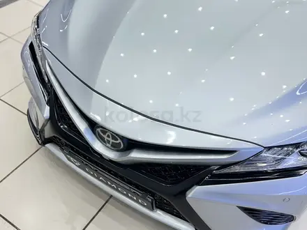 Toyota Camry 2020 года за 16 500 000 тг. в Атырау – фото 33