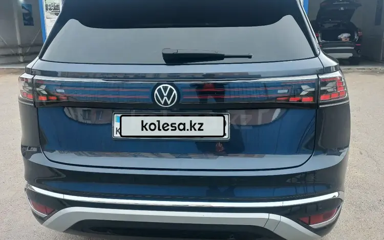 Volkswagen ID.6 2022 годаүшін17 500 000 тг. в Алматы