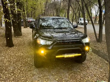 Toyota 4Runner 2020 года за 21 000 000 тг. в Алматы