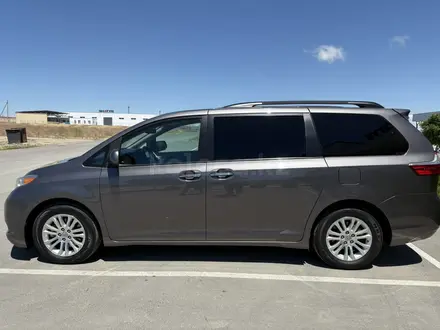 Toyota Sienna 2017 года за 14 500 000 тг. в Актау – фото 7