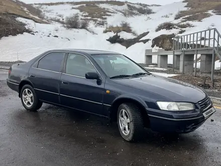 Toyota Camry 1998 года за 2 400 000 тг. в Жаркент – фото 3