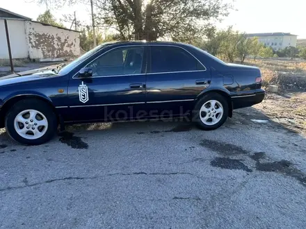 Toyota Camry 1998 года за 2 400 000 тг. в Жаркент – фото 6