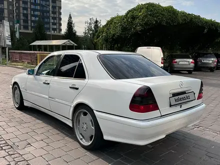 Mercedes-Benz C 320 1998 года за 4 500 000 тг. в Алматы – фото 9