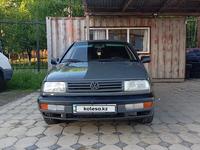 Volkswagen Vento 1992 года за 1 300 000 тг. в Шымкент
