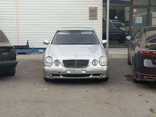 Mercedes-Benz E 55 AMG