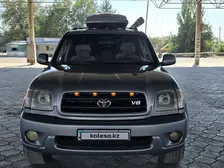 Toyota Sequoia, 2002