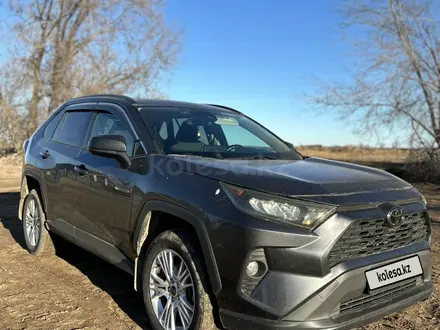 Toyota RAV4 2021 года за 14 200 000 тг. в Уральск – фото 8