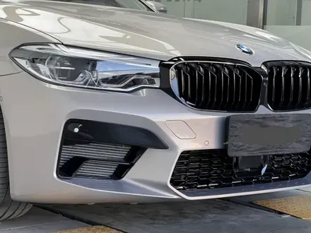 Бампер в сборе BMW G30 в стиле F90 рестайлинг за 180 000 тг. в Астана – фото 10