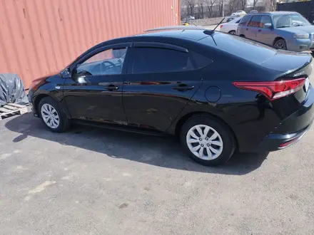 Hyundai Accent 2020 года за 7 200 000 тг. в Усть-Каменогорск – фото 2