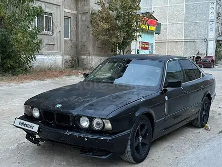 BMW 520 1993 года за 2 100 000 тг. в Шымкент – фото 4