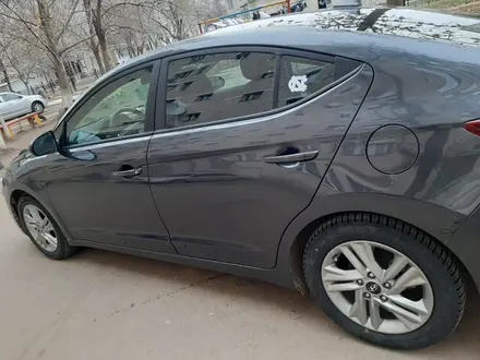 Hyundai Elantra 2020 года за 6 000 000 тг. в Уральск – фото 3