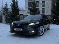 Toyota Camry 2018 года за 13 000 000 тг. в Астана