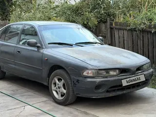 Mitsubishi Galant