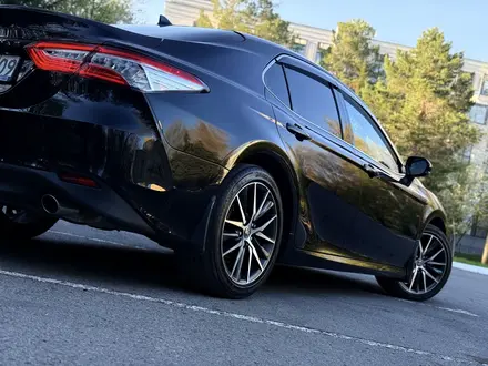 Toyota Camry 2021 года за 18 000 000 тг. в Караганда – фото 10