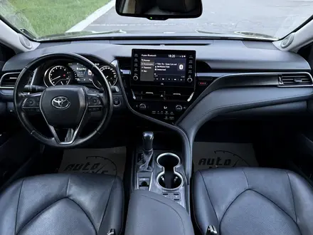 Toyota Camry 2021 года за 18 000 000 тг. в Караганда – фото 16