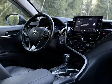 Toyota Camry 2021 года за 18 000 000 тг. в Караганда – фото 22