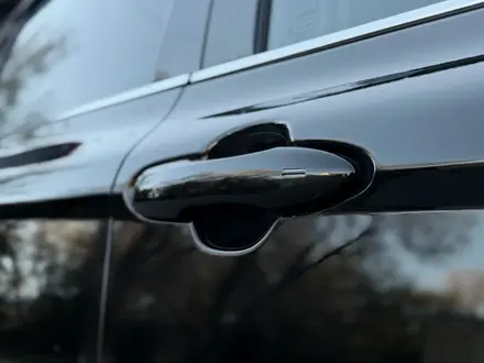 Toyota Camry 2021 года за 18 000 000 тг. в Караганда – фото 42