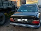 Mercedes-Benz E 200 1993 годаүшін1 600 000 тг. в Караганда – фото 3