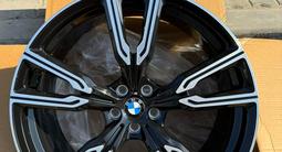 Оригинальные диски от Bmw X7 за 1 350 000 тг. в Алматы – фото 2