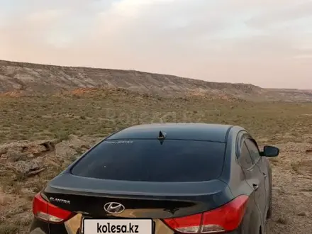 Hyundai Elantra 2012 года за 4 800 000 тг. в Актау