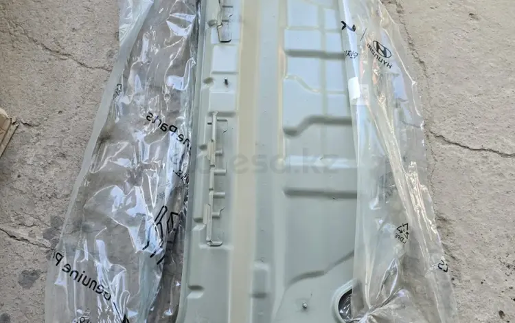 Панель задка, фартук, задняя панель кузова, Genesis 16-26 за 50 000 тг. в Алматы