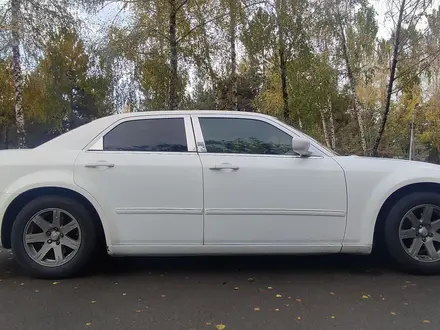 Chrysler 300C 2005 года за 4 500 000 тг. в Алматы – фото 10