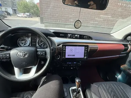 Toyota Hilux 2023 года за 23 500 000 тг. в Уральск – фото 3