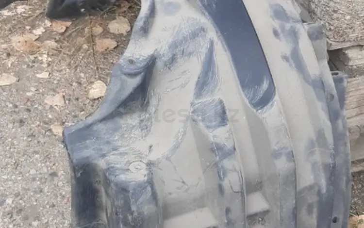 Передний левый подкрылок на mitsubishi ASX за 15 000 тг. в Алматы