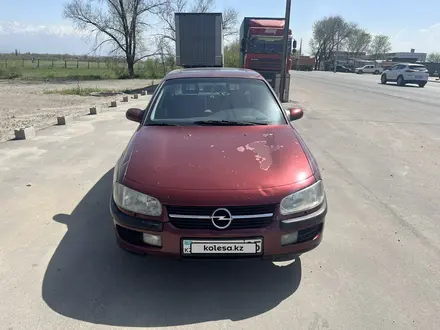 Opel Omega 1997 года за 2 000 000 тг. в Алматы – фото 2