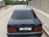 Mercedes-Benz E 320 1998 года за 2 800 000 тг. в Алматы – фото 5