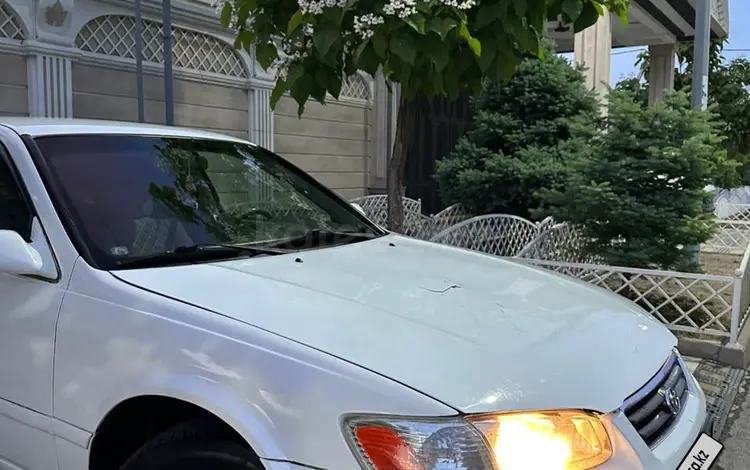 Toyota Camry 2000 года за 2 650 000 тг. в Алматы