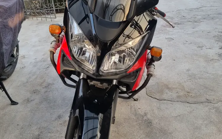 Suzuki  V-Strom DL 1000 2012 года за 2 300 000 тг. в Алматы