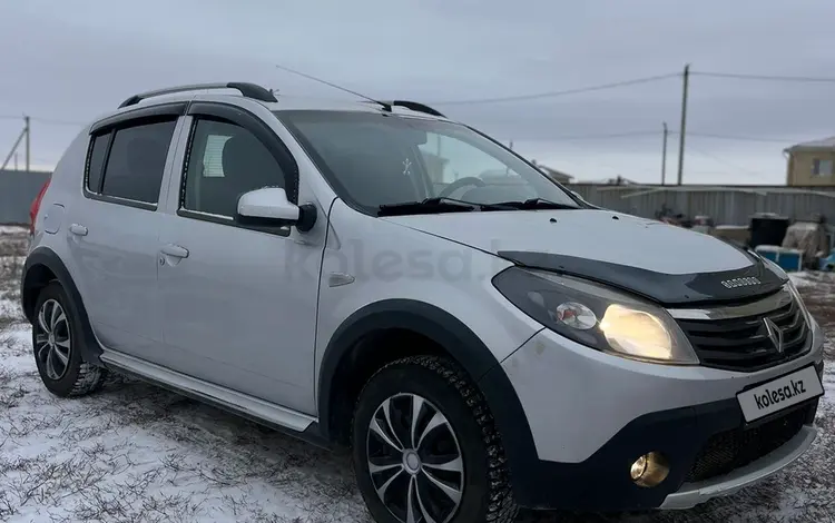 Renault Sandero Stepway 2013 годаүшін3 200 000 тг. в Актобе