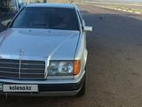 Mercedes-Benz E 230 1992 года за 1 700 000 тг. в Талдыкорган – фото 2