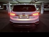 Hyundai Santa Fe 2020 годаfor14 900 000 тг. в Алматы – фото 5