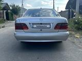 Mercedes-Benz E 320 2001 годаfor4 200 000 тг. в Шымкент – фото 4