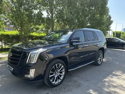 Cadillac Escalade 2019 года за 32 000 000 тг. в Астана – фото 2