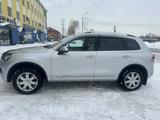 Volkswagen Touareg 2012 года за 11 500 000 тг. в Усть-Каменогорск