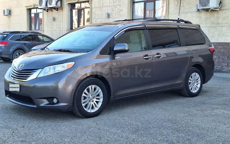 Toyota Sienna 2016 годаүшін9 000 000 тг. в Атырау
