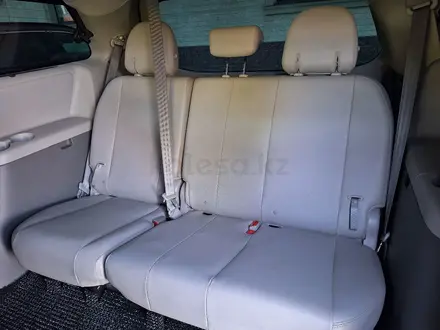 Toyota Sienna 2016 года за 9 000 000 тг. в Атырау – фото 9