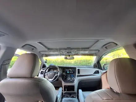 Toyota Sienna 2016 года за 9 000 000 тг. в Атырау – фото 10