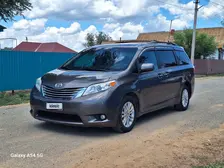 Toyota Sienna, 2016