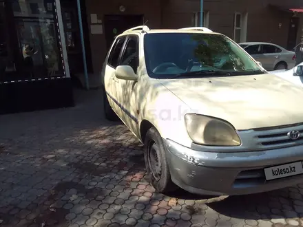 Toyota Raum 1998 года за 1 500 000 тг. в Алматы – фото 6