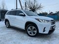 Toyota Highlander 2017 годаfor17 000 000 тг. в Актобе