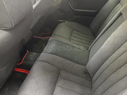 Mercedes-Benz E 220 1995 года за 2 300 000 тг. в Алматы – фото 9